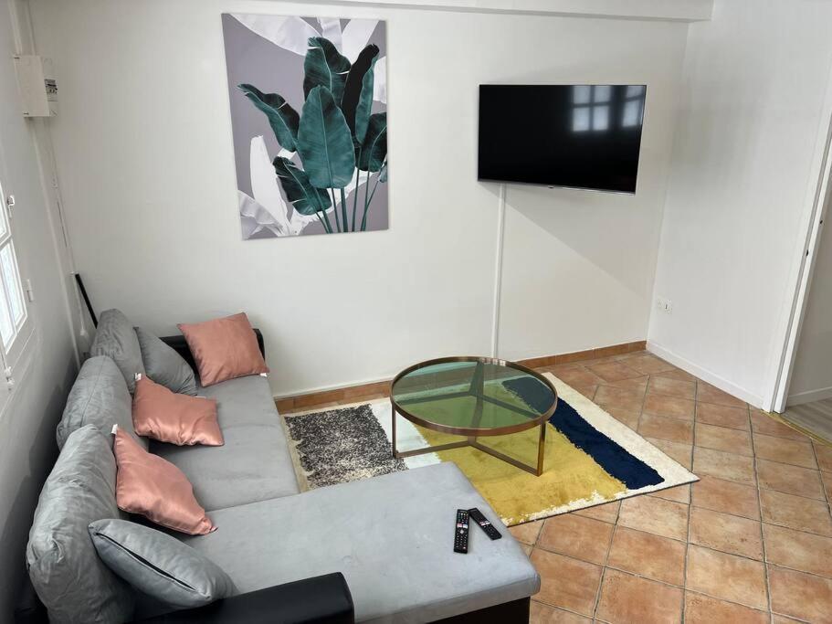 Appartement Cosy Et Bien Situe Fort-de-France Luaran gambar